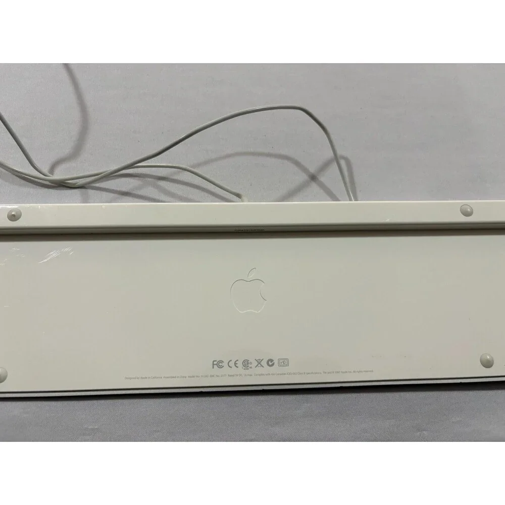Apple Slim USB Wired Keyboard A1243 MB110LL/A Aluminum Standard Full Size